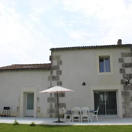 Le Gite Du Verger Saint-Bris-des-Bois Exterior foto